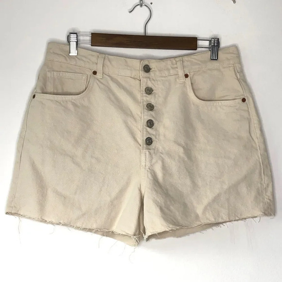 Reformation Amy Button Fly High Rise Cutoff Denim Shorts in Bone - Picture 1 of 8